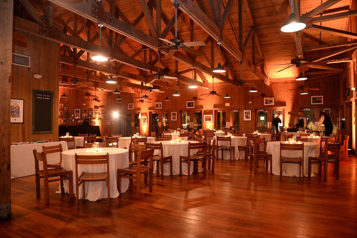 rustic rehearsal dinner venue in new orleans