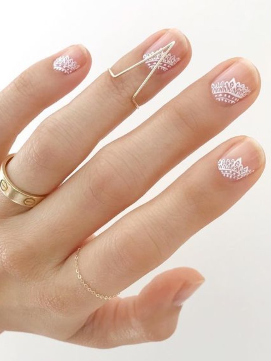 10 Minimalist Manis For Your Big Day