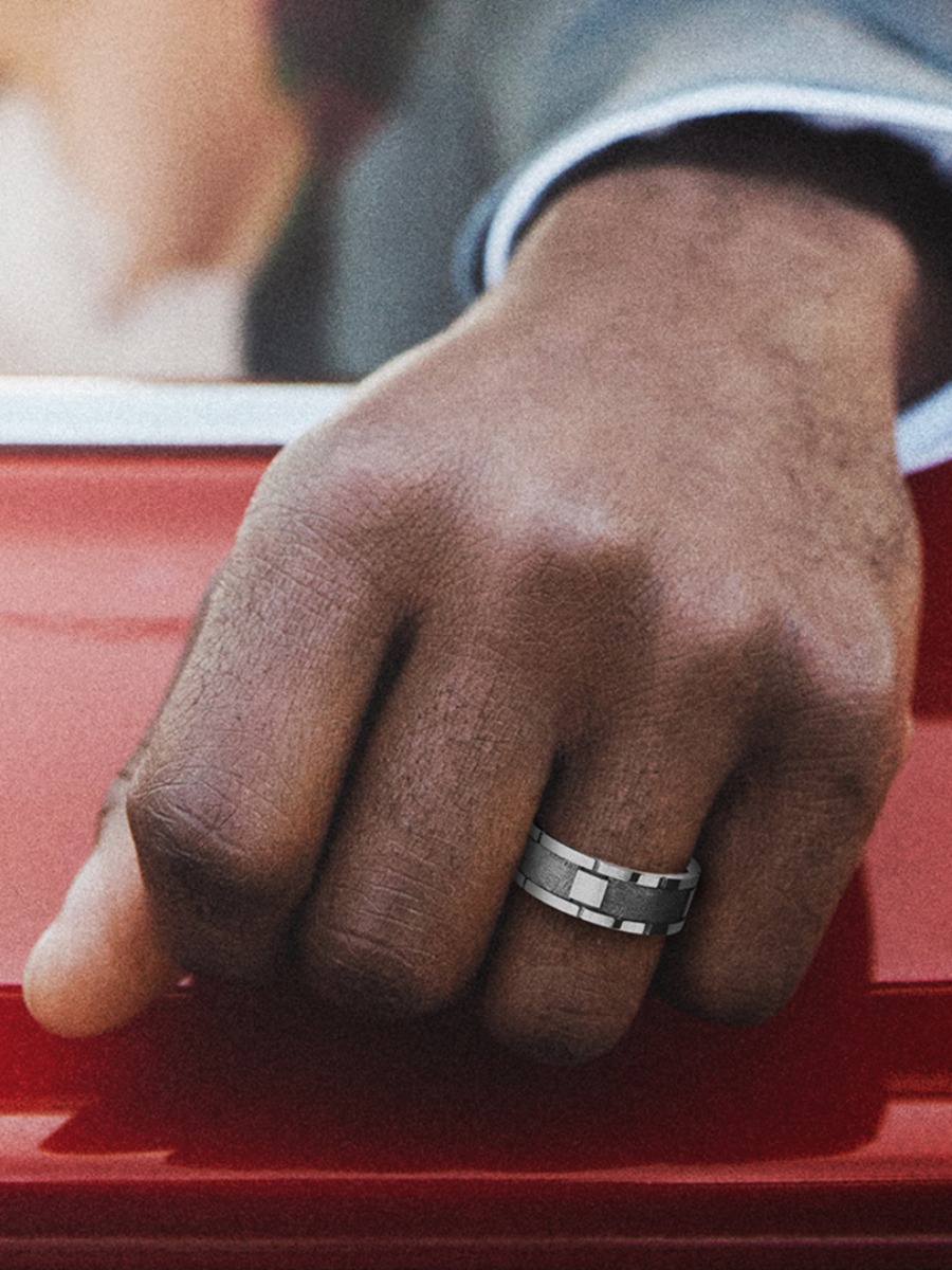 5 Things Every Guy Wonders About His Wedding Ring