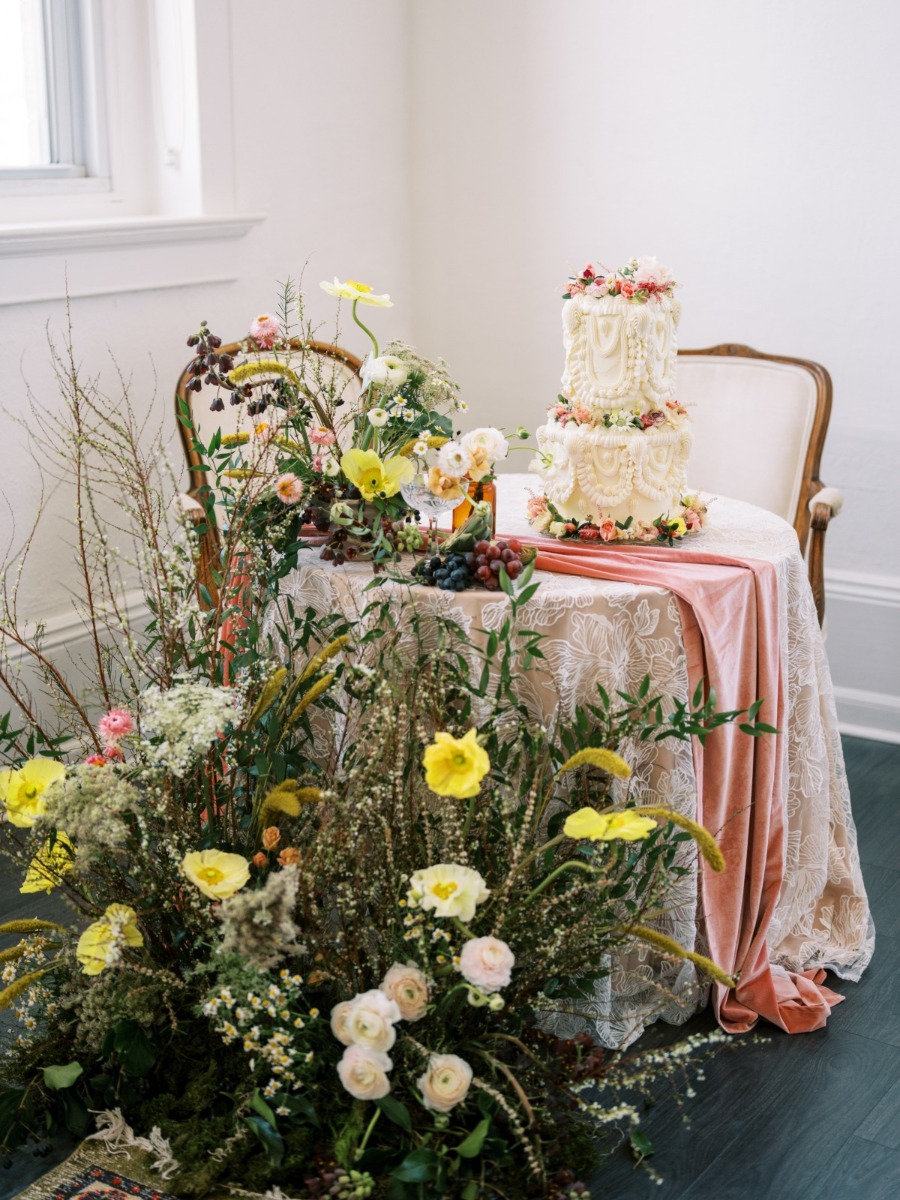 How to create a maximalist floral tablescape experience