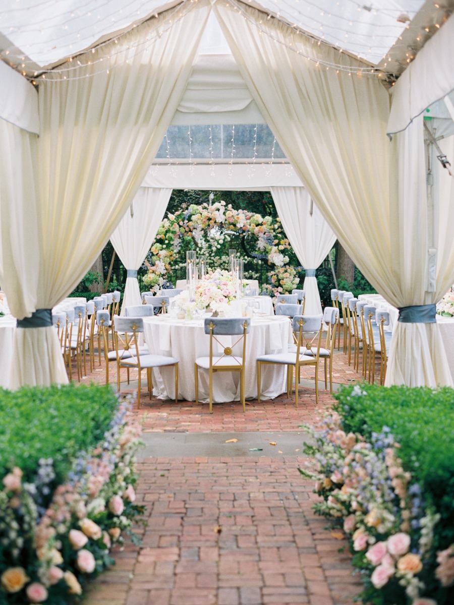 How to Pull Off a Daytime Wedding Reception