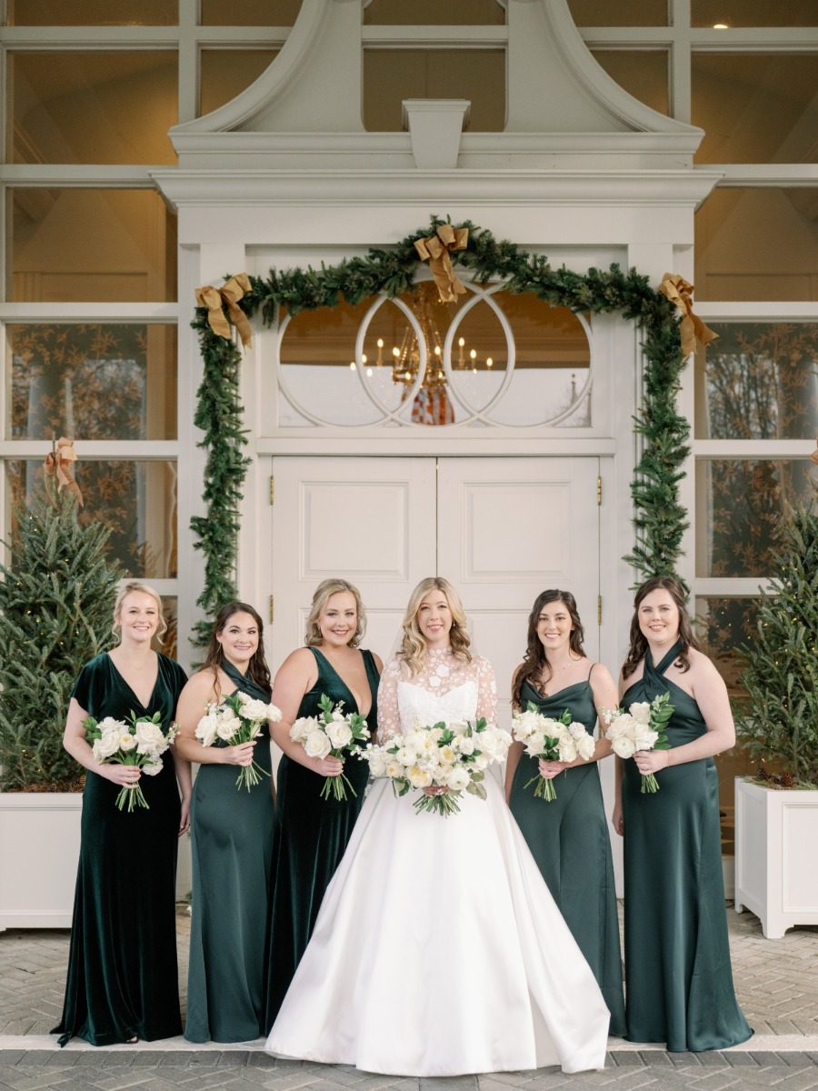 Festive winter wedding with touches of green and gold