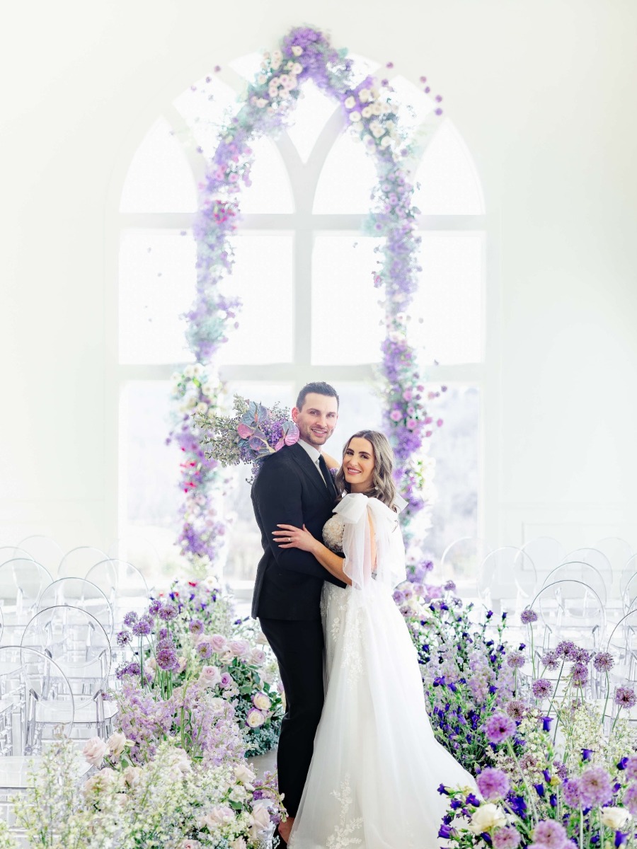 A periwinkle dream wedding with floating florals at Westwind Hills