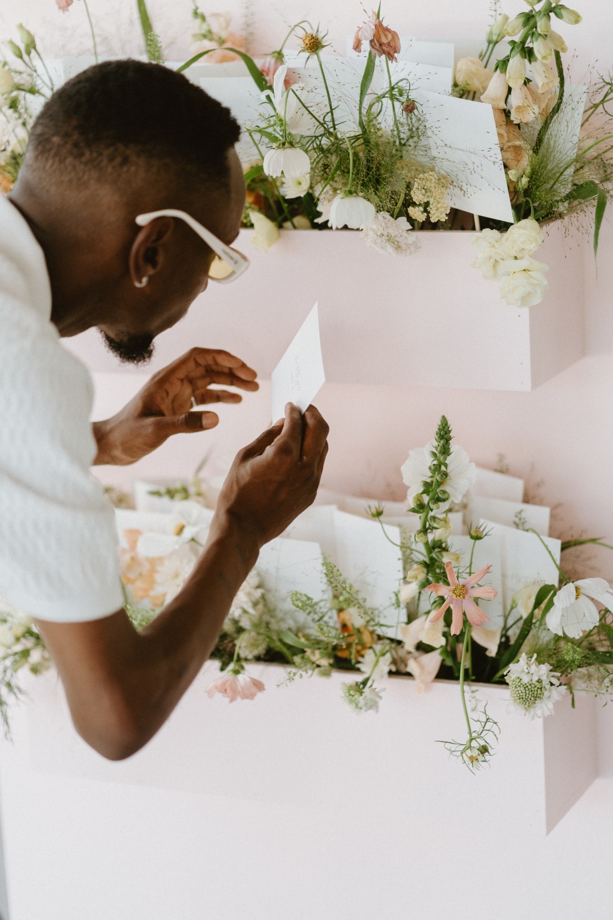 flower escort wall