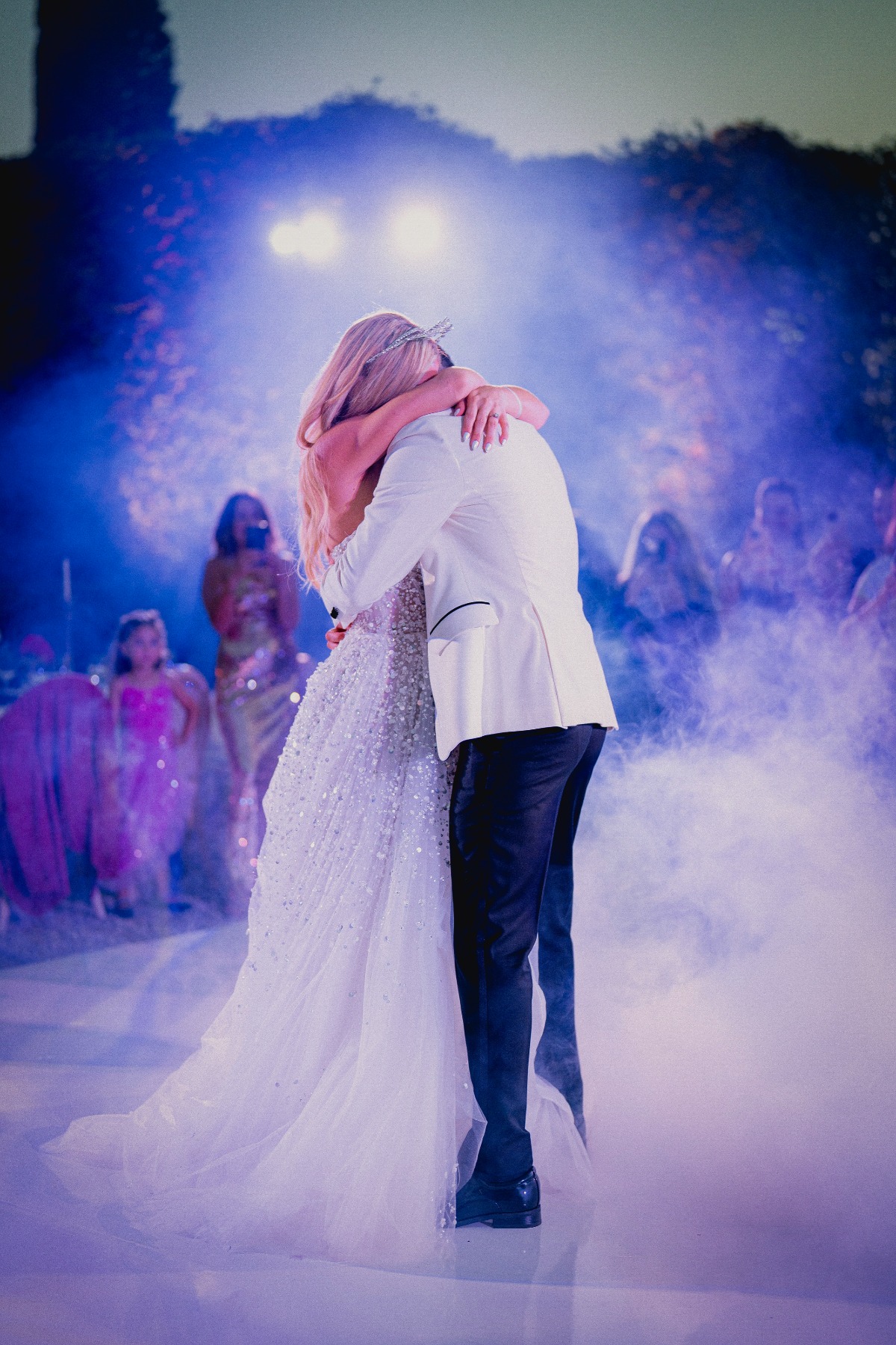 smoke for first dance at wedding