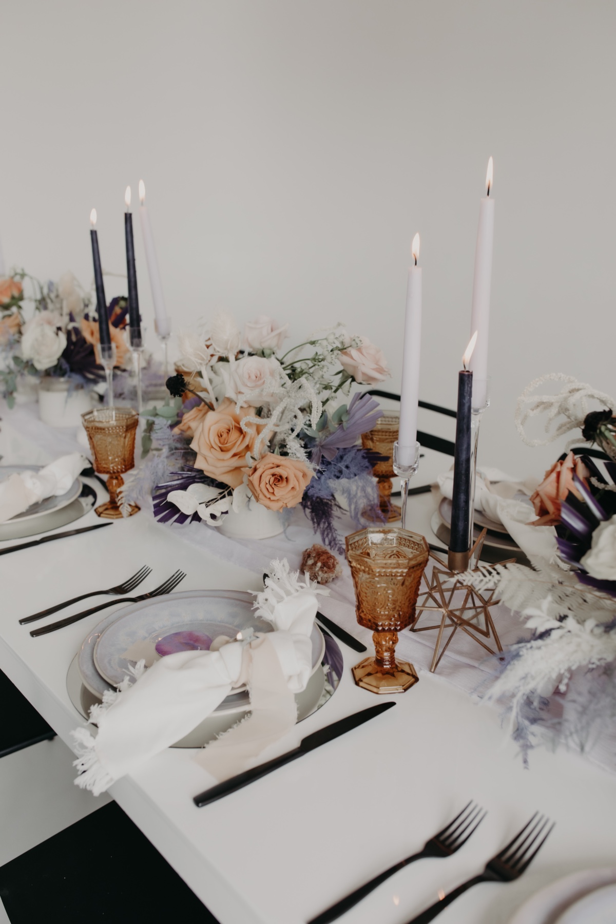 edgy wedding table ideas