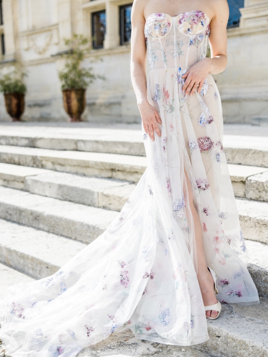 Provence got a pop of color at this romantic castle elopement