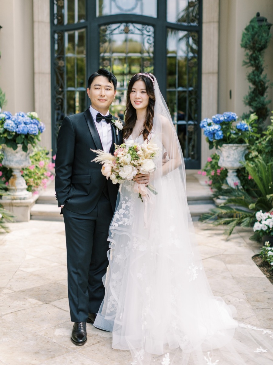 This luxury wedding ended with the yummiest late-night snack stations