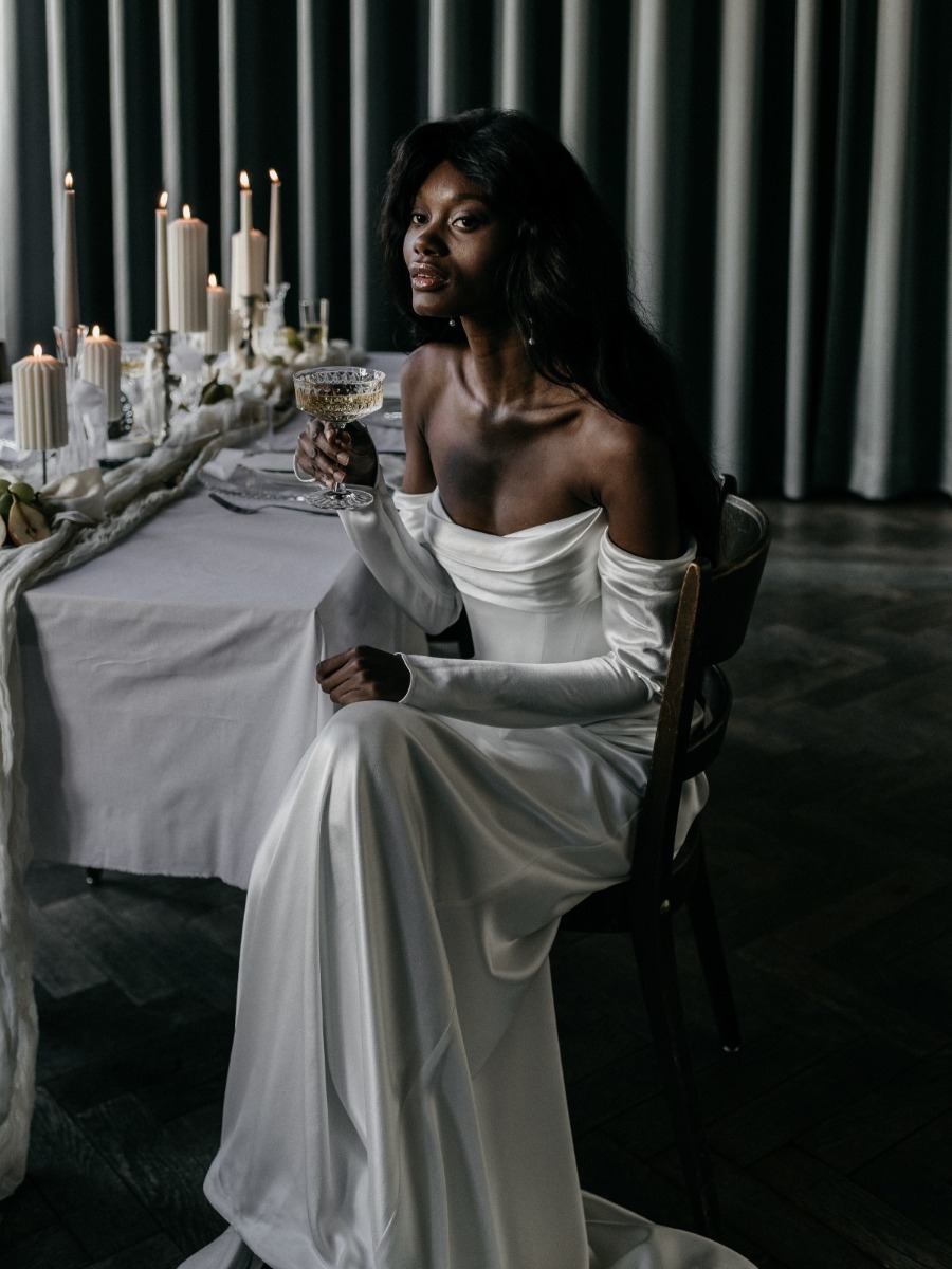 Whispers of the sea: a timeless & moody coastal wedding inspo