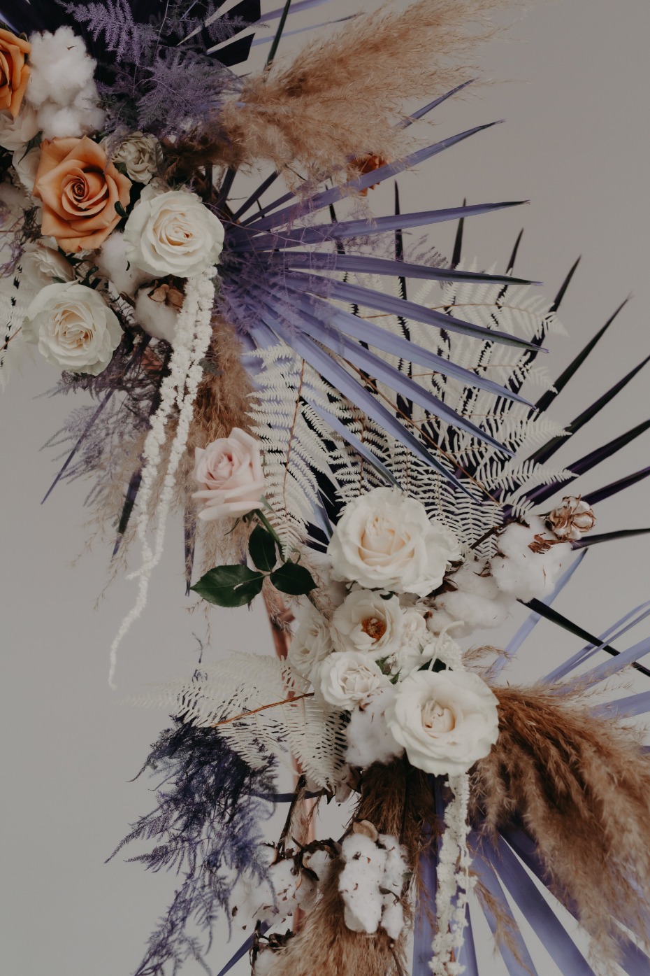 dried florals for edgy wedding dieas