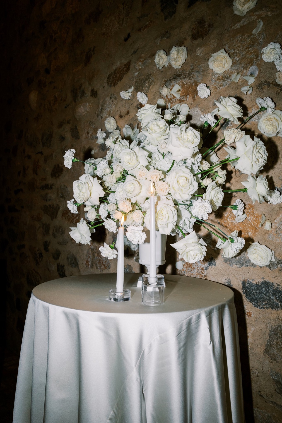 all white wedding flowers