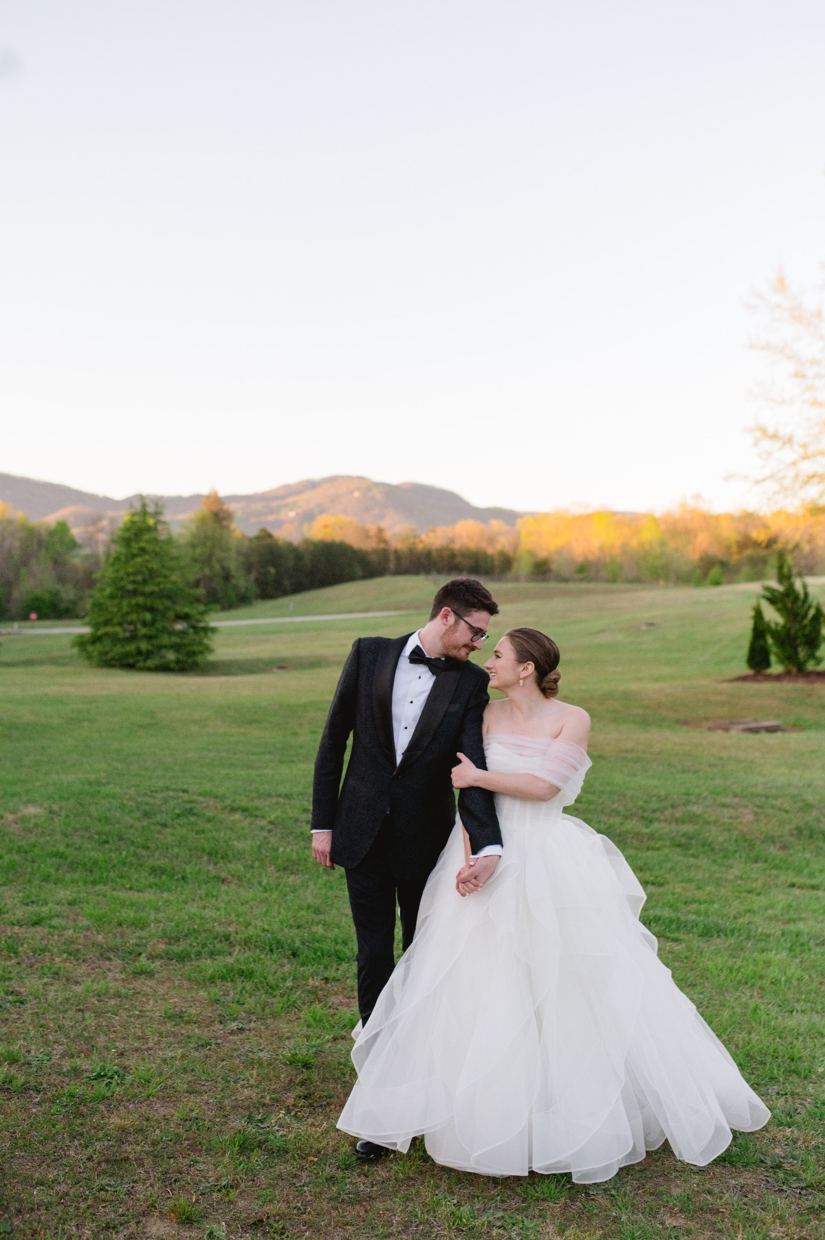 white tulle ballgown for outdoor wedding